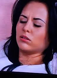 Is Tomás Renata's sister's son?