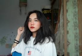 Xoá phông nền giúp chúng ta loại bỏ được những chi tiết không mong muốn, hoặc đơn giản là để có thể ghép hình ảnh mình vào những nền khác đẹp mắt hơn. Phan Anh ThÆ° Posts Facebook