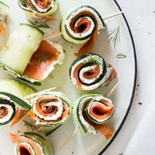 Low Carb Partysnack Schnelle Gurken Rollchen Mit Lachs Rezept Rezepte Fingerfood Snacks Fur Party