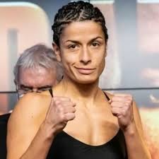 Laura Grzyb vs. Martine Vallieres-Bisson, Knockout Boxing Night 22