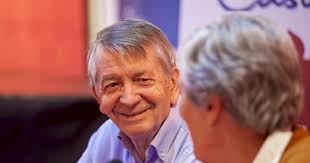 Libros: 'El fin de un mundo', un retrato de un urbanita en la vida campesina