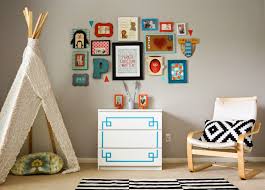Ramblings Of A Handbag Designer Gallery Wall Wednesday A Turquoise And Orange Kids Room Kids Gallery Wall Orange Kids Rooms Kids Bedroom Wall Art