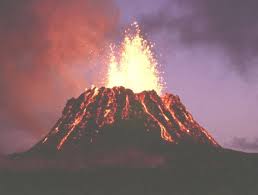Volcanic Eruptions Not Meteor May Have Killed The Dinosaurs Volcano National Park Volcano Pictures Hawaii Volcanoes National Park
