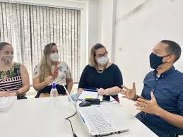 As empresas de comunicação e órgãos públicos sediados no município de olinda poderão realizar o agendamento da vacina de seus colaboradores, sendo eles jornalista ou radialistas. Olinda Realiza Reuniao De Planejamento Para Vacinacao Contra A Covid 19 Jornal De Olinda