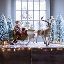 Weihnachtsschlitten Palaima Laden Sie Den Weihnachtsmann Und Sein Rentier Hochstpersonlich In Ihre Feststube Weihnachtsschlitten Schlitten Weihnachtsfiguren