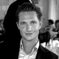 200+ ملفًا شخصيًا يحتوي على “Mcghee”