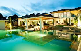 Résultat de recherche d'images pour "plus belle villa moderne du monde"
