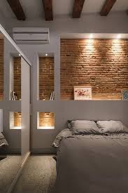 Un'idea per la camera da letto è creare delle nicchie a cui attribuire diverse funzioni. Il Cartongesso Non Solo Per Le Pareti Made With Home