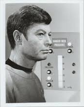 De Forrest Kelley as Dr McCoy in sick bay Star Trek 5x7 inch photo