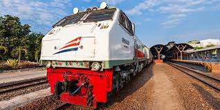Jadwal kereta api ekonomi kamu bisa cek tiket kereta api ke destinasi yang kamu inginkan di tiket.com. Harga Tiket Kereta Api Tujuan Jakarta Surabaya Jogja Dan Berbagai Kota Lain Merdeka Com