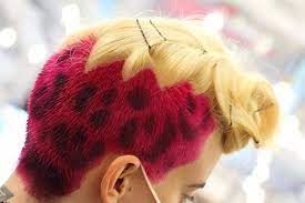 693 likes · 9 talking about this. Crazy Color Italia Pazzi Pazzissimi Questi Capelli Di Revbillycoiffeur Ami Sfumature E Combinazioni Se Acquisti Tre Tubetti Di Colore La Spedizione E Gratuita Crazycolorita Crazycolor Crazycolorltd