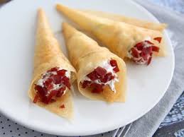 Cornets De Brick A La Viande Des Grisons Recette Ptitchef Recette Alimentation Recette Feuille De Brick