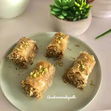 Baklawa Roules De Aux Douceurs De Gaelle Recette En 2020 Alimentation Cuisine Orientale Cuisine Du Monde