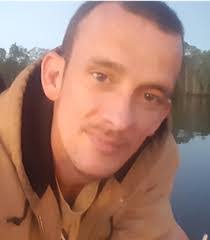 Derek Crane's Instagram, Twitter & Facebook