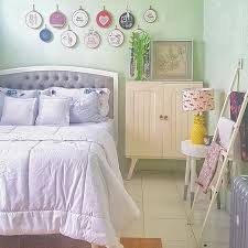 Hiasan dinding kamar tidur keren. Ide Dekorasi Kamar Tidur Romantis Sempit Desain Kamar Tidur Keren Desainer Interior Indonesia