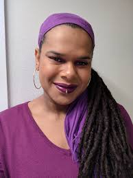 Erin Waters's Instagram, Twitter & Facebook