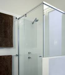 Stylish glass shower screens as a unique design solution. Aqua Deluxe Inline Regency
