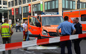 Mehr einsätze, dazu pöbeleien und übergriffe : Berliner Feuerwehrmann Die Zahl Der Angriffe Auf Rettungskrafte Muss Null Sein