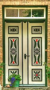 Pin By Isimsiz On Kapilar Ve In 2020 Painted Doors Beautiful Doors Unique Doors