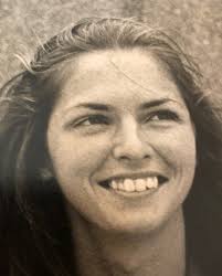 Renee Lessard's Instagram, Twitter & Facebook