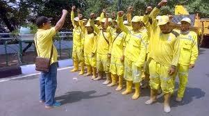 Pendaftaran dibuka sampai akhir agustus. Kerahkan 200 Pasukan Kuning Dinas Bina Marga Gelar Gerebek Trotoar Sandimerahputih Com