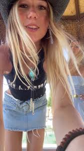 Sienna.Burch (@senna_burch)