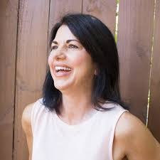 Elizabeth Suess's Instagram, Twitter & Facebook