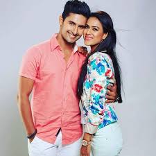 Sid and roshni are on their honeymoon and are romancing in pool. Friday Updates On King Of Hearts Episodes 447 448