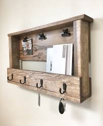 Wooden Key Chain Rack Wall Mail Holder Key Chain Holder Etsy Wooden Pallet Projects Diy Pallet Furniture Wood Diy