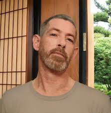 Does flow improver really work or is it essential when airbrushing with  Vallejo paints?