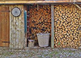 3 brennholzregal für außen selber bauen. Kaminholz Richtig Lagern Wir Zeigen Ihnen Wie Es Geht Garten Magazin