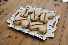 Sí, y también las de chocolate y naranja, las veganas, las rellenas de mermelada o crema, las de café y, por supuesto. Casa Kiki Presenta Sus Palmeras De Torrijas La Opinion De Malaga