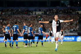 Nel significato di sfida calcistica tra due squadre della stessa città, invece, il primo derby d'italia ancora esistente risale al 13 gennaio 1907. Trofei Palloni D Oro E La Nazionale Il Derby D Italia Da I Numeri E La Sfida E Molto Equilibrata Il Posticipo