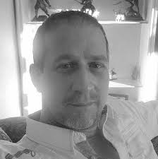 It seems that while extra mature cheddar works very well with ginger  biscuits, the same cannot be said for the same cheddar with biscoff.  Running out of crackers/biscuits to put cheese on