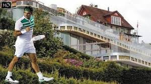 The tennis legend, who boasts several properties, has a stunning glass house that cost £6.5million with incredible views of lake zurich. Where Does Roger Federer Live Inside His Stunning 6 5 Million Mansion