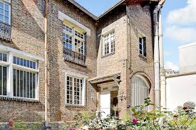 Que cela soit pour habiter ou investir, recherche appartement ou maison, courtier en immobilier neuf, propose un large choix d'appartements et de maisons à travers la france. Thibault Chanel Immobilier