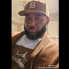 Mark Corral (@kingratchet3rd)