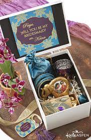 Bindis And Bangles Bridesmaid Gift Box Diy Printable Kate Aspen Blog Bridesmaid Gift Boxes Bridesmaid Gift Boxes Diy Diy Wedding Favors