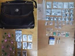 Maybe you would like to learn more about one of these? Suami Isteri Disyaki Pengedar Dadah Diberkas