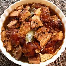 Put in pan and add all ingredients. Paksiw Na Lechon