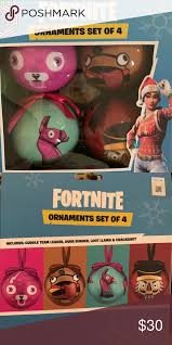 Pin By Angel Neighbarger On My Posh Picks Christmas Ornament Sets Ornament Set Christmas Ornaments