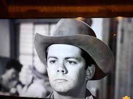 American actor from Philadelphia