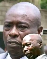 family: that's our cousin. me: no that's your cousin 😂