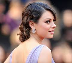 Tiara de novia naomi para las novias que quieren ser princesas, de egovolo. 19 Adornos Para El Pelo Que Llevan Las Novias De Invierno Foto 1