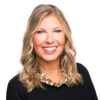 Kim Beres's Instagram, Twitter & Facebook