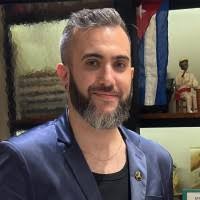 500+ "Laurora" profiles