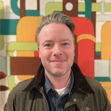 Amanda Spraggins's Instagram, Twitter & Facebook