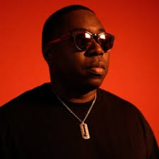 Listen to La La (Pretty Girl) by Patrick Grayham in Zouk playlist online  for free