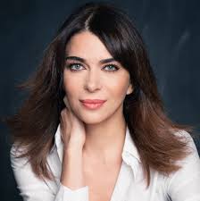 ▷ Alicia Montesquiu, actriz, poeta, dramaturga y cantante, en el espacio  Palabra de poeta de PLH 🎙️【2025 】