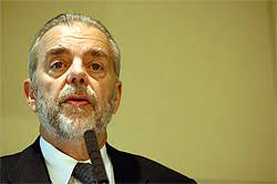 How the Faithful Voted: Political Alignments & the Religious Divide in  Election 2004